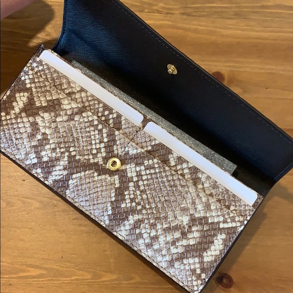 SUPER RARE MK SNAKESKIN SLIM LONG WALLET - Picture 3 of 5